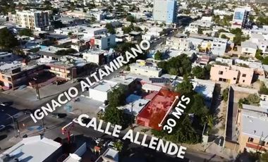 Casa para remodelar a 6 cuadras del malecón de La Paz