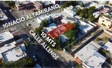 Casa para remodelar a 6 cuadras del malecón de La Paz