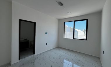 CASA NUEVA EN VENTA, CON RECÁMARA EN PLANTA BAJA, BOCA DEL RÍO, VER.