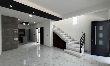 CASA NUEVA EN VENTA, CON RECÁMARA EN PLANTA BAJA, BOCA DEL RÍO, VER.