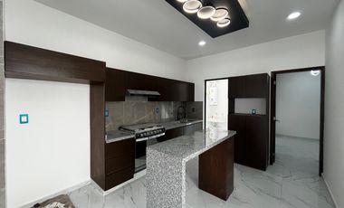 CASA NUEVA EN VENTA, CON RECÁMARA EN PLANTA BAJA, BOCA DEL RÍO, VER.