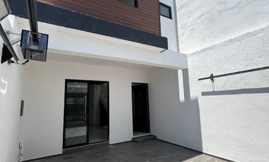 CASA NUEVA EN VENTA, CON RECÁMARA EN PLANTA BAJA, BOCA DEL RÍO, VER.
