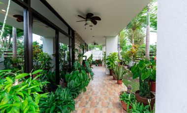 Coner House with Mountain View in Bloomfields CDO