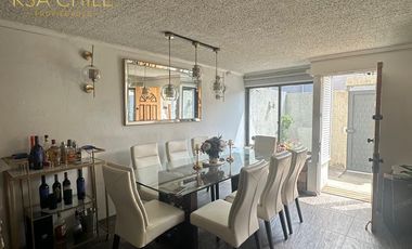 En Venta Hermosa Casa En Pasaje Coigüe, Maipú