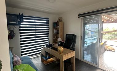 En Venta Hermosa Casa En Pasaje Coigüe, Maipú