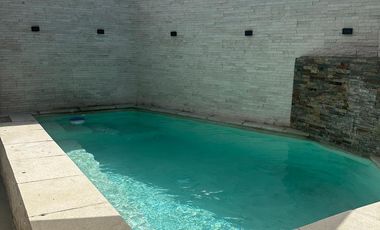 En Venta Hermosa Casa En Pasaje Coigüe, Maipú