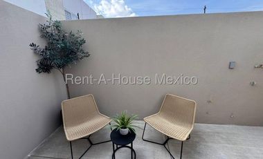 La Piedad - VENTA. Casa con 3 recámaras, roof garden, sala de TV