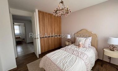 La Piedad - VENTA. Casa con 3 recámaras, roof garden, sala de TV