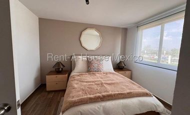 La Piedad - VENTA. Casa con 3 recámaras, roof garden, sala de TV