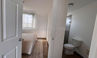 La Piedad - VENTA. Casa con 3 recámaras, roof garden, sala de TV