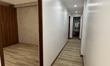 FOR SALE: 5 Bedroom Townhouse in Sta. Mesa Manila