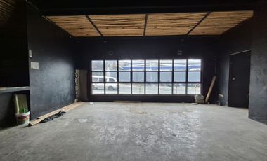 For Lease 250 sqm Commercial space in Mandaluyong