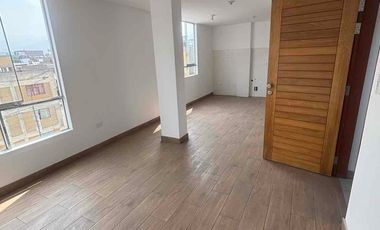 VENTA DEPARTAMENTO 5TO PISO AV. EL PERIODISTA 155 URB. CANTÓ DE SOL.