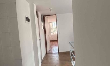 VENTA DEPARTAMENTO 5TO PISO AV. EL PERIODISTA 155 URB. CANTÓ DE SOL.