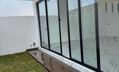 Casa Nueva con acabados de lujo en Bosque Real, zona bosques de Santa Anita
