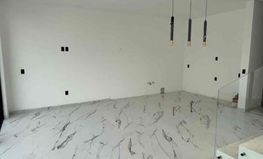 Casa Nueva con acabados de lujo en Bosque Real, zona bosques de Santa Anita