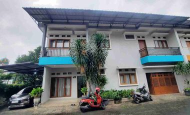 Rumah mewah besar murah Tb.simatupang pasar minggu 120jt/thn