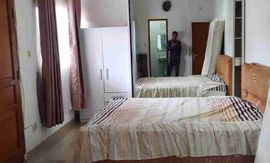 Rumah mewah besar murah Tb.simatupang pasar minggu 120jt/thn