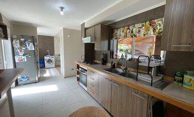 Casa En venta en condominio Graneros De Puerto Varas - Puerto Varas