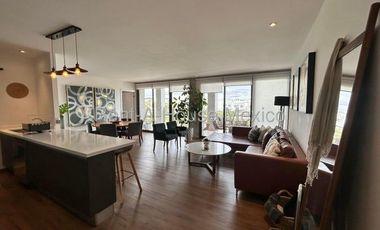 Departamento amueblado con 3 recámaras y amenidade. Altos de Juriquilla - RENTA