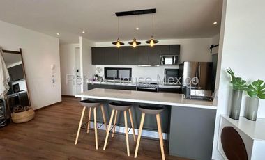 Departamento amueblado con 3 recámaras y amenidade. Altos de Juriquilla - RENTA