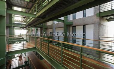 Departamento amueblado con 3 recámaras y amenidade. Altos de Juriquilla - RENTA