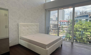 Townhouse for Sale in Kapitolyo Pasig