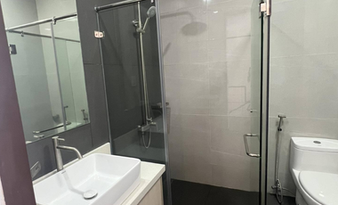 Townhouse for Sale in Kapitolyo Pasig