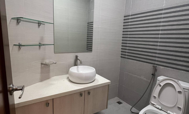 Townhouse for Sale in Kapitolyo Pasig