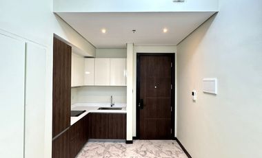 ✨ For Rent: Semi-Furnished 1-Bedroom – The Westin Manila ✨