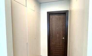 ✨ For Rent: Semi-Furnished 1-Bedroom – The Westin Manila ✨