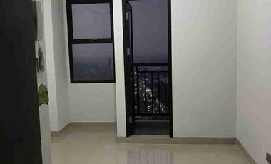 dijual apartment bagus type studio bonus AC di transparan cibubur