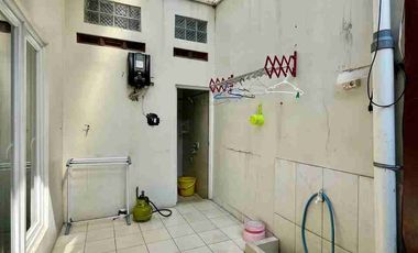DIJUAL RUMAH CANTIK TIMUR RS WIROSABAN NITIKAN UMBULHARJO