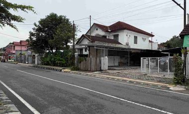 DIJUAL TANAH TEPI JLN UTAMA NITIKAN  KOST EXCLUSIVE FULL PENGHUNI NITIKAN UMBULHARJO
