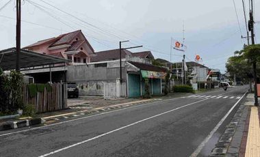 DIJUAL TANAH TEPI JLN UTAMA NITIKAN  KOST EXCLUSIVE FULL PENGHUNI NITIKAN UMBULHARJO