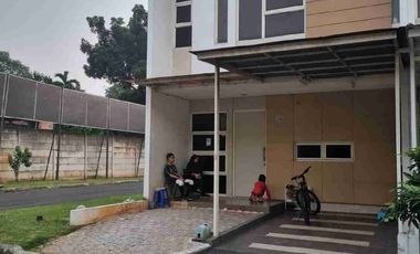 dijual rumah bagus 2 lantai 2 kamar tidur di grand wisata bekasi