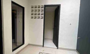 Rumah Baru Siap Huni di Rungkut Asri Tengah, Surabaya