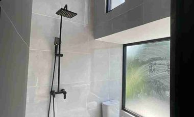 Rumah Baru Siap Huni di Rungkut Asri Tengah, Surabaya