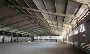 Gudang di Rungkut Industri Luasan Besar Lokasi Boulevard