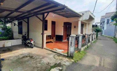 Rumah luas lenteng agung jaksel sebrang Univ Pancasila 3 kmr 38jt/thn Net