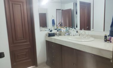 venta apartamento granada primer piso