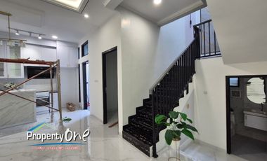 Jual Rumah Kencana Loka BSD Serpong