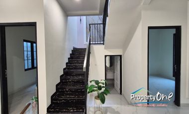 Jual Rumah Kencana Loka BSD Serpong