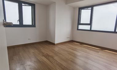 FOR SALE: 2-BR Corner Unit at The Rise Makati by Shangri-La