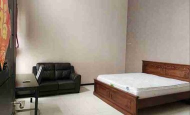 Disewakan Rumah Modern Mewah Semi Furnish di Araya Golf Malang