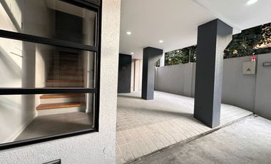 Townhouse for Sale in San Juan - Along F. Benitez