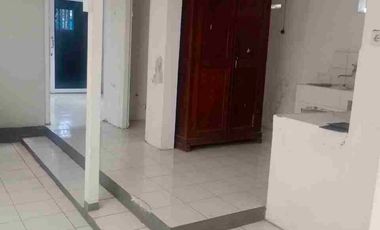 Rumah Luas Strategis di Danukusuman Surakarta