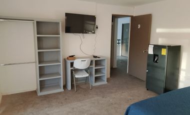 HABITACIÓN EN RENTA AMPLIA EN EL CIMATARIO AMUEBLADA