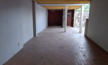 HABITACIÓN EN RENTA AMPLIA EN EL CIMATARIO AMUEBLADA