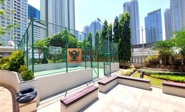 Hunian Eksklusif. Strategis, di area Menguntungkan . Disewakan Apartemen type studio furnish lengkap cukup bawa koper cocok untuk single